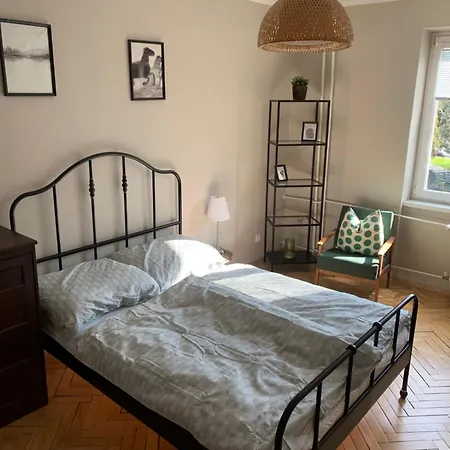 Your 5 With Parking Apartment